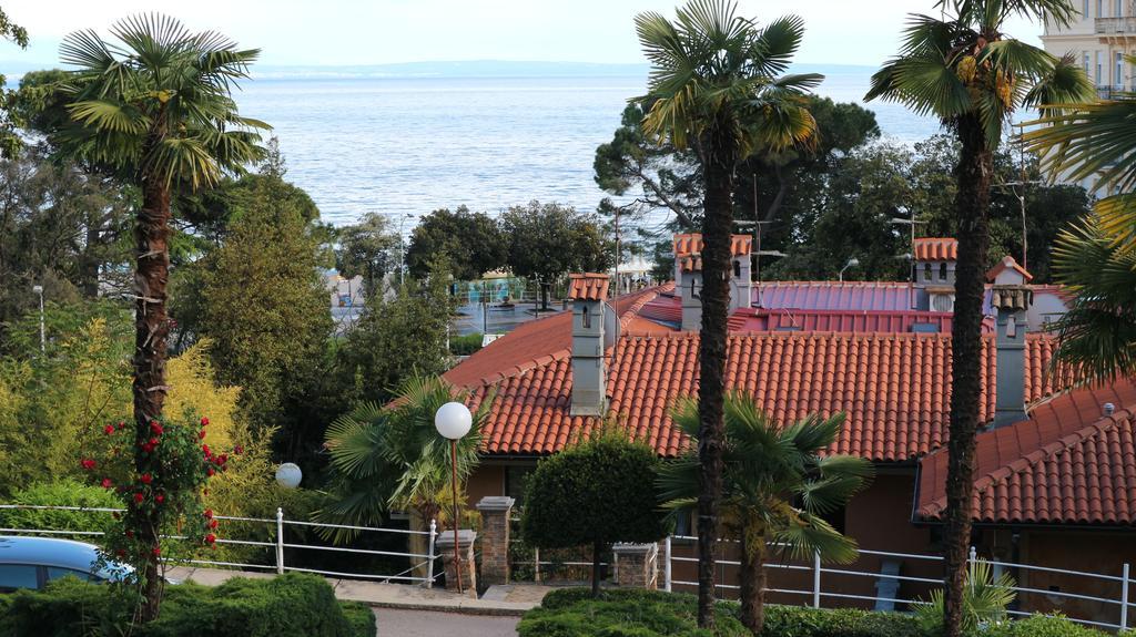 Ines Komel Apartament *